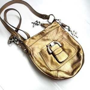 B. Makowsky Metallic Gold Crossbody Bag